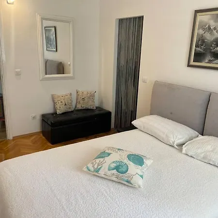 Apartament Stella *